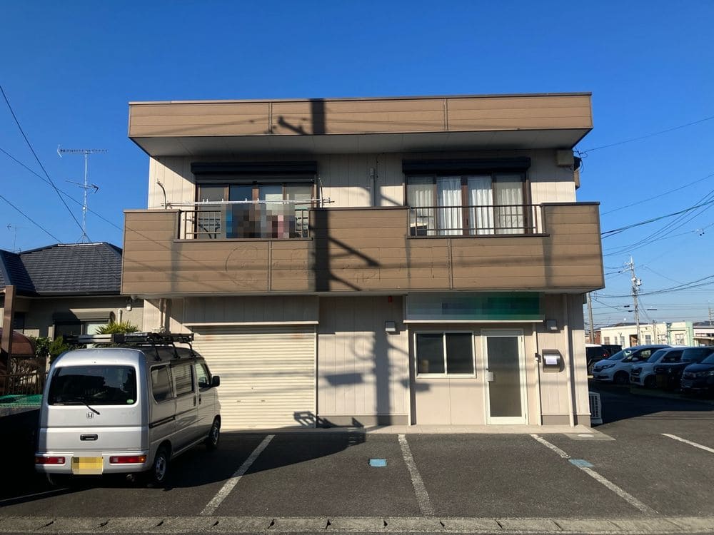 鈴鹿市の外壁塗装、屋根塗装、防水工事をリペイント匠が施工した写真